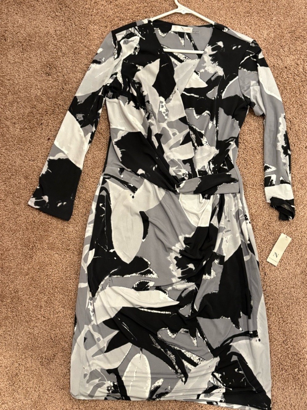 Natori size small faux wrap dress NWT